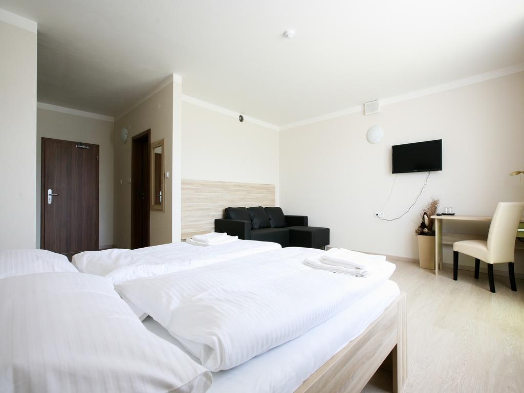 Nad Kralovnou Hotel & Restaurant Prag Rum bild
